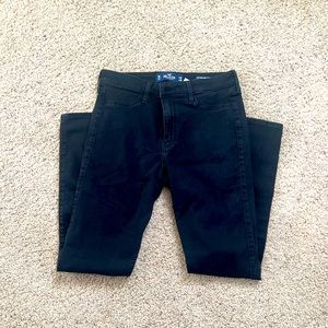 Hollister Co. High-Rise Jean Legging